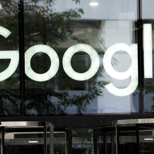 AB, Google'ı Android AI sistemini rakiplere açmaya zorladı