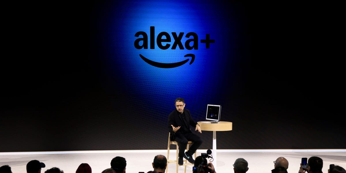 Amazon, Alexa için maliyetli yeni bir yapay zeka projesi üzerinde çalışıyor