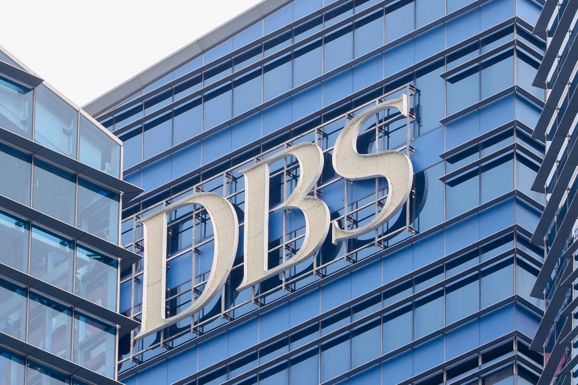 DBS, 350.000 Kurumsal Müşterisine Yapay Zeka Asistanı Sunuyor
