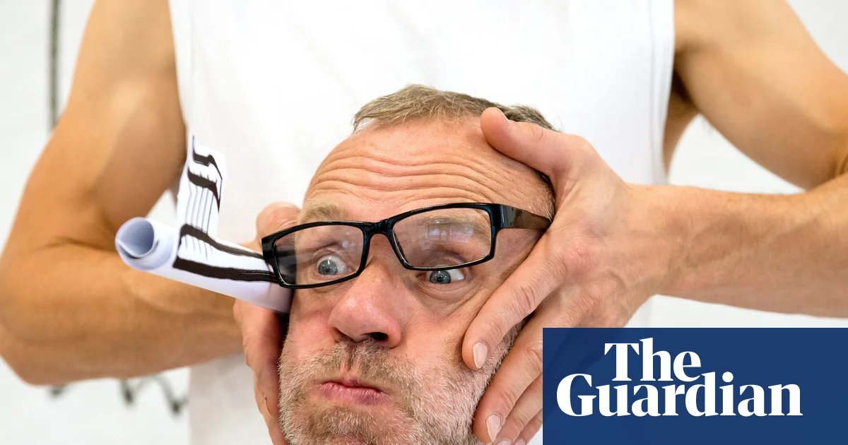 Edinburgh Fringe: Aileler İçin Robotlar ve Uçan Evler
