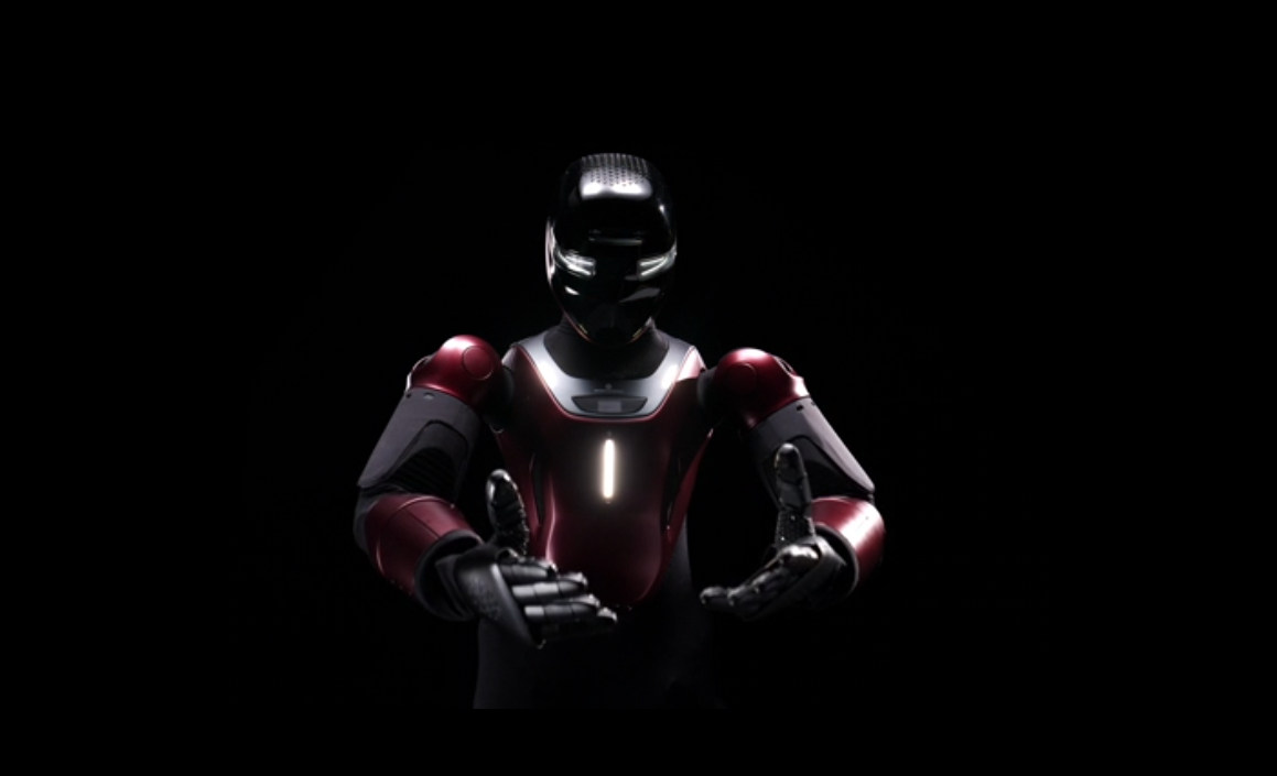 Endüstriyel Çalışmalar için Tasarlanan Yeni İnsansı Robot: Gene.01