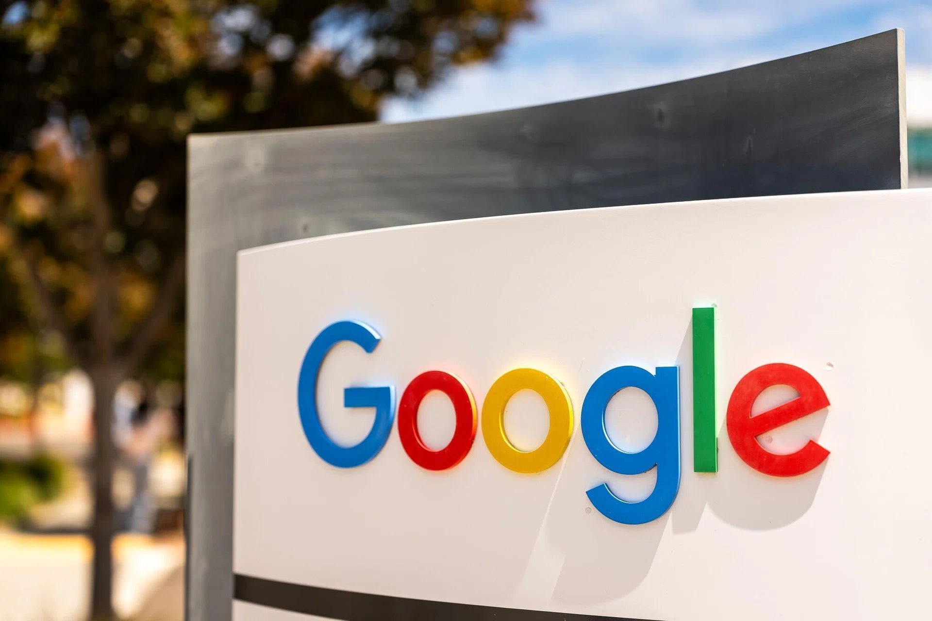 Google'un AI ile İnterneti Kısıtlama Stratejisi Tartışma Yarattı