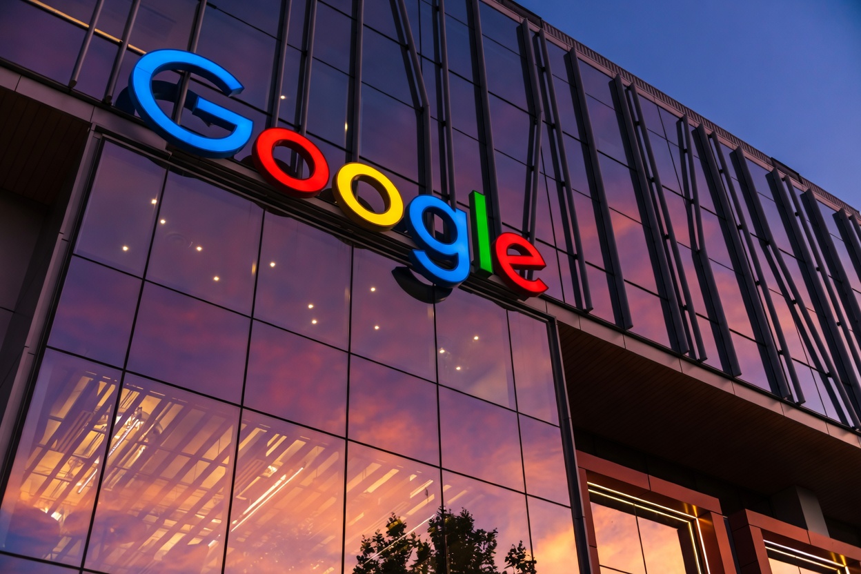 Hindistan'daki Hukuki Mücadele, Alphabet'in Reklam İşini Tehdit Ediyor