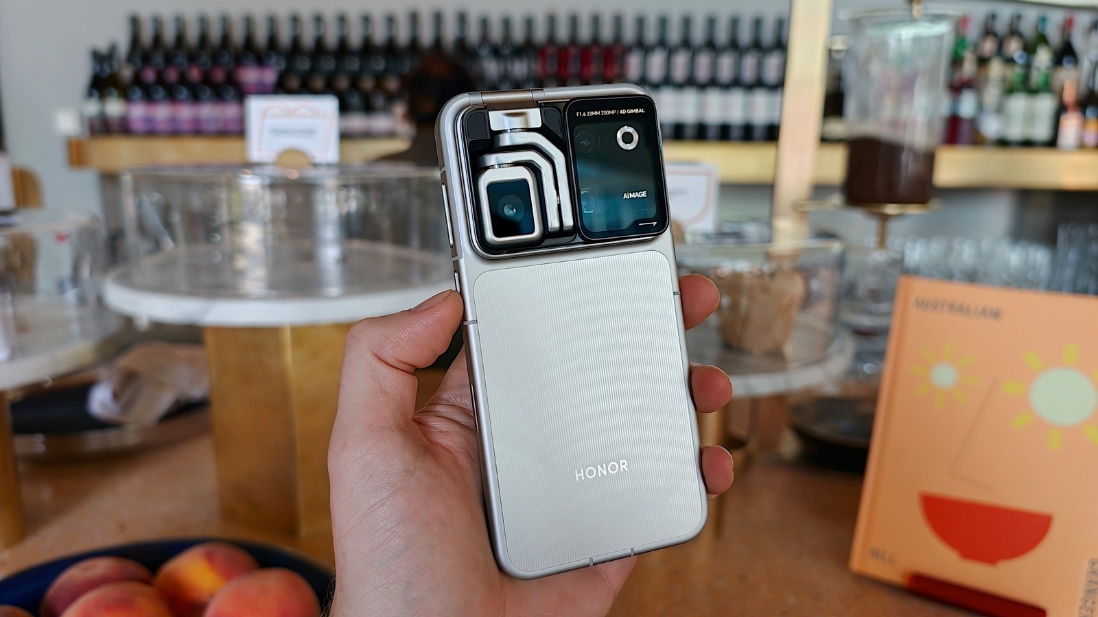 Honor'un Robot Telefonu: Gimbal Teknolojisiyle Yeni Bir Deneyim