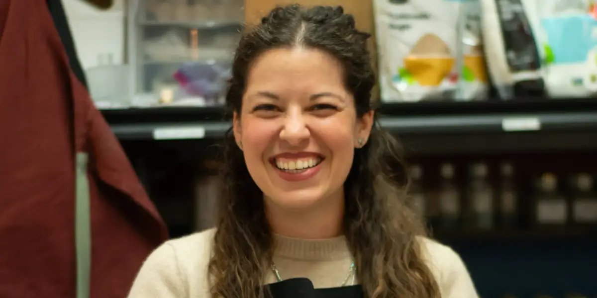 Küçük İşletmeler İçin AI Destekli Yönetim: Sara Russell'ın Deneyimi