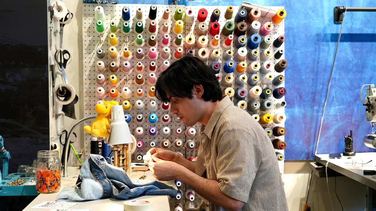 Levi’s ve Uniqlo, Gen Z'ye Ulaşmak İçin Onarıma Yöneliyor