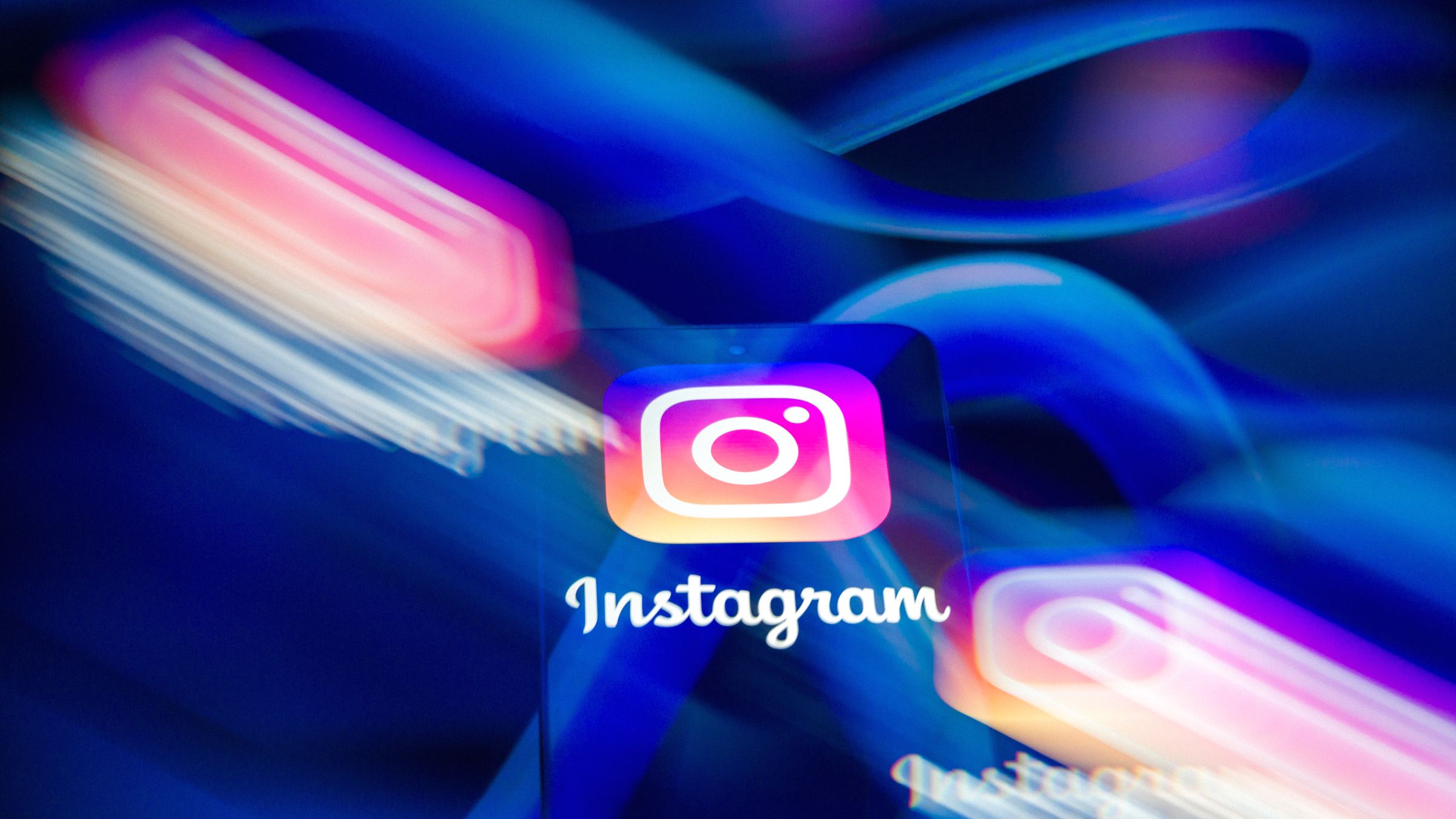 Meta, Instagram Fotoğraflarınızı AI Görsellerinde Kullanıyor: Ayarları Kontrol Edin!