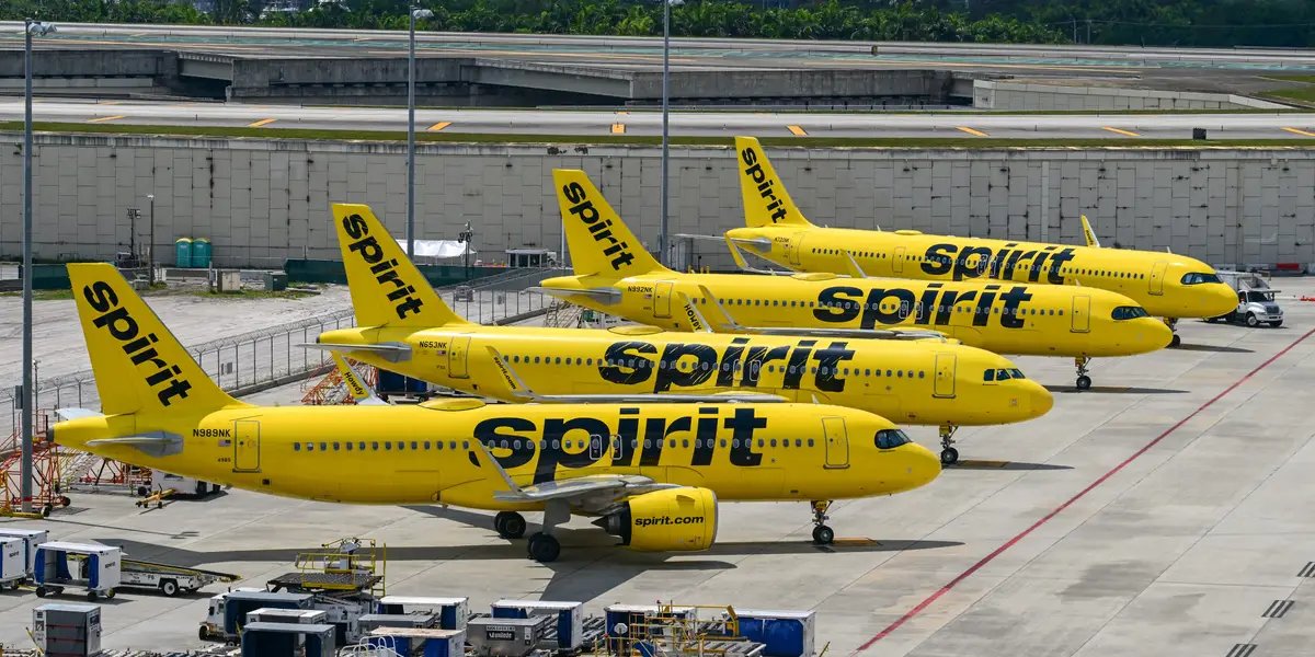 Micro1, Spirit Airlines Verileri İçin Google'a Rekabet Ediyor
