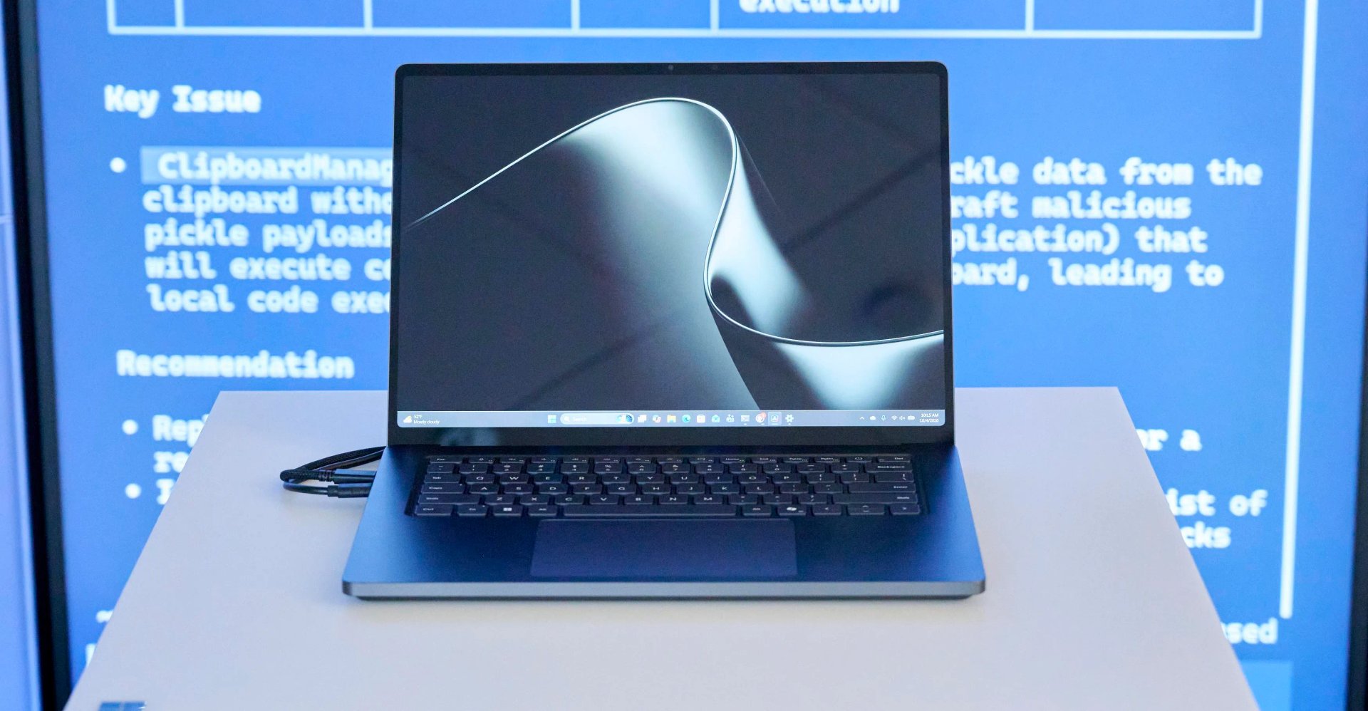 Microsoft'un Yeni Laptop'u: Surface Laptop Ultra İncelemesi