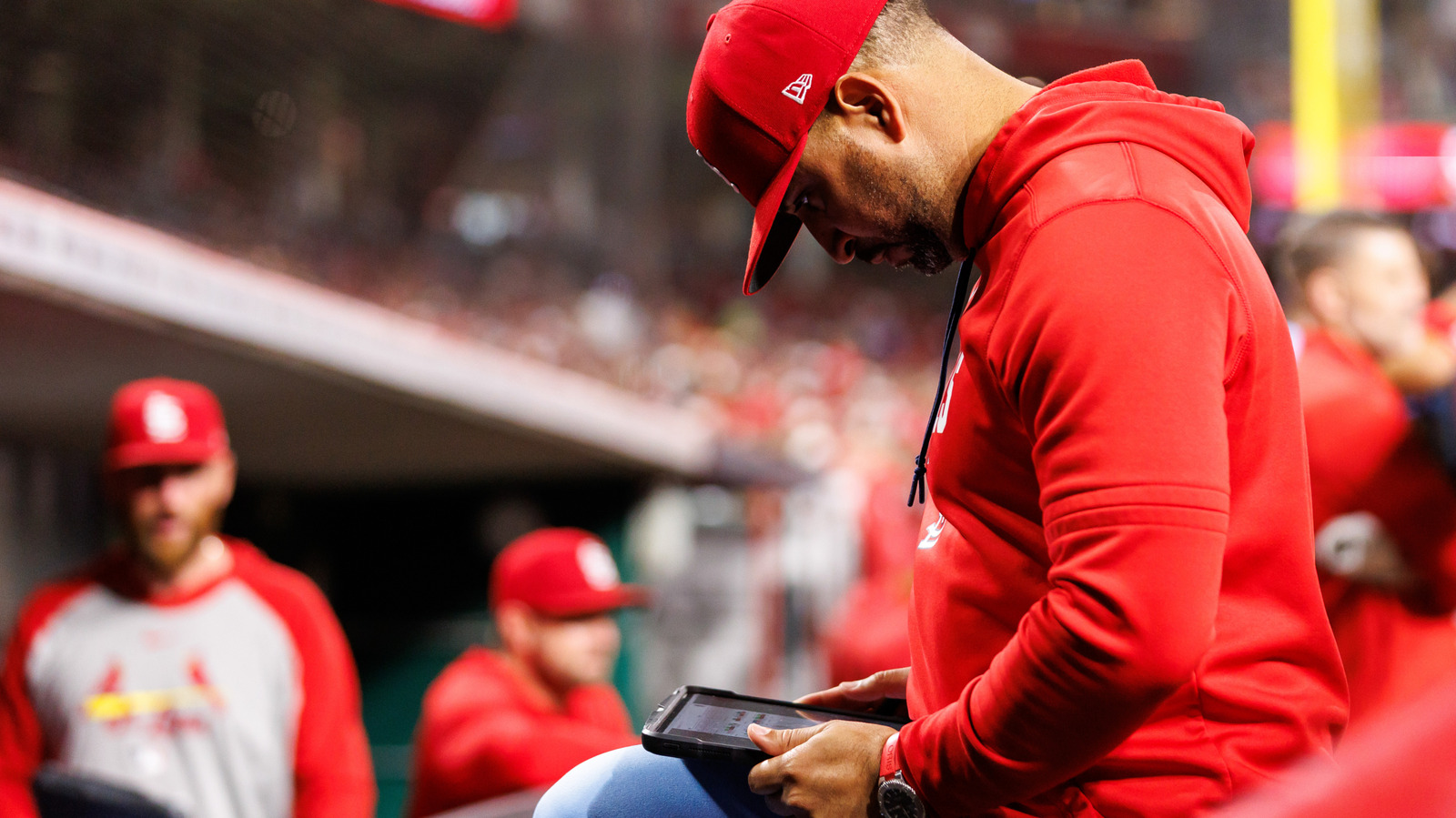 MLB, Yapay Zeka Kullanımını Engellemek İçin Tabletleri Yasakladı