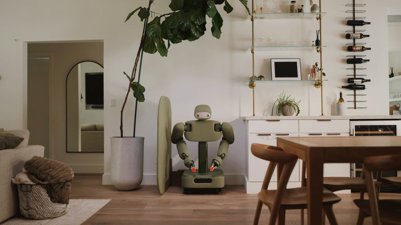 Mobilya Gibi Görünen Robot: Evler İçin Yeni Bir Çözüm Mü?