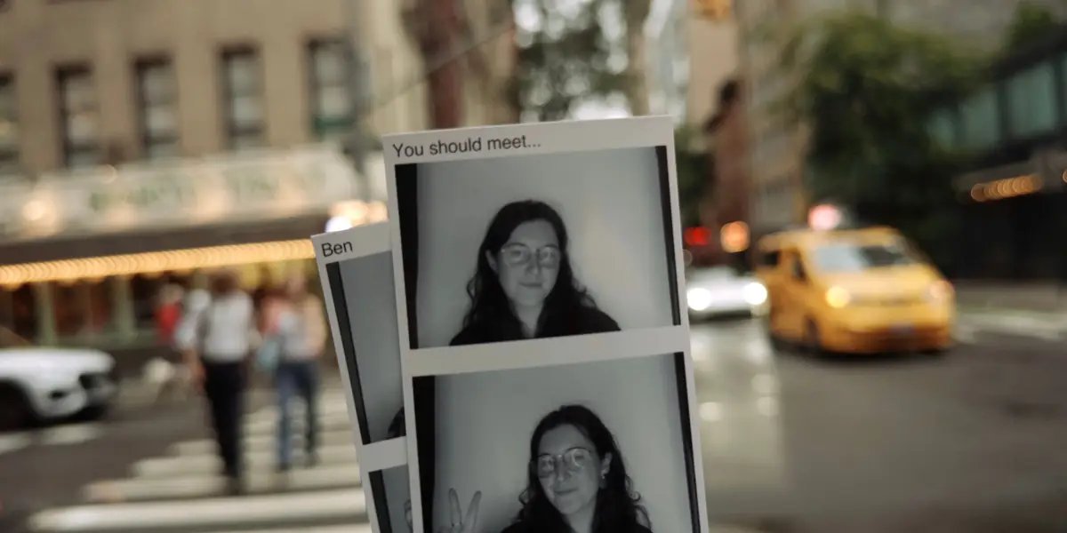 New York'ta Gizemli Ruh Eşinizi Bulabileceğiniz Fotoğraf Kabini