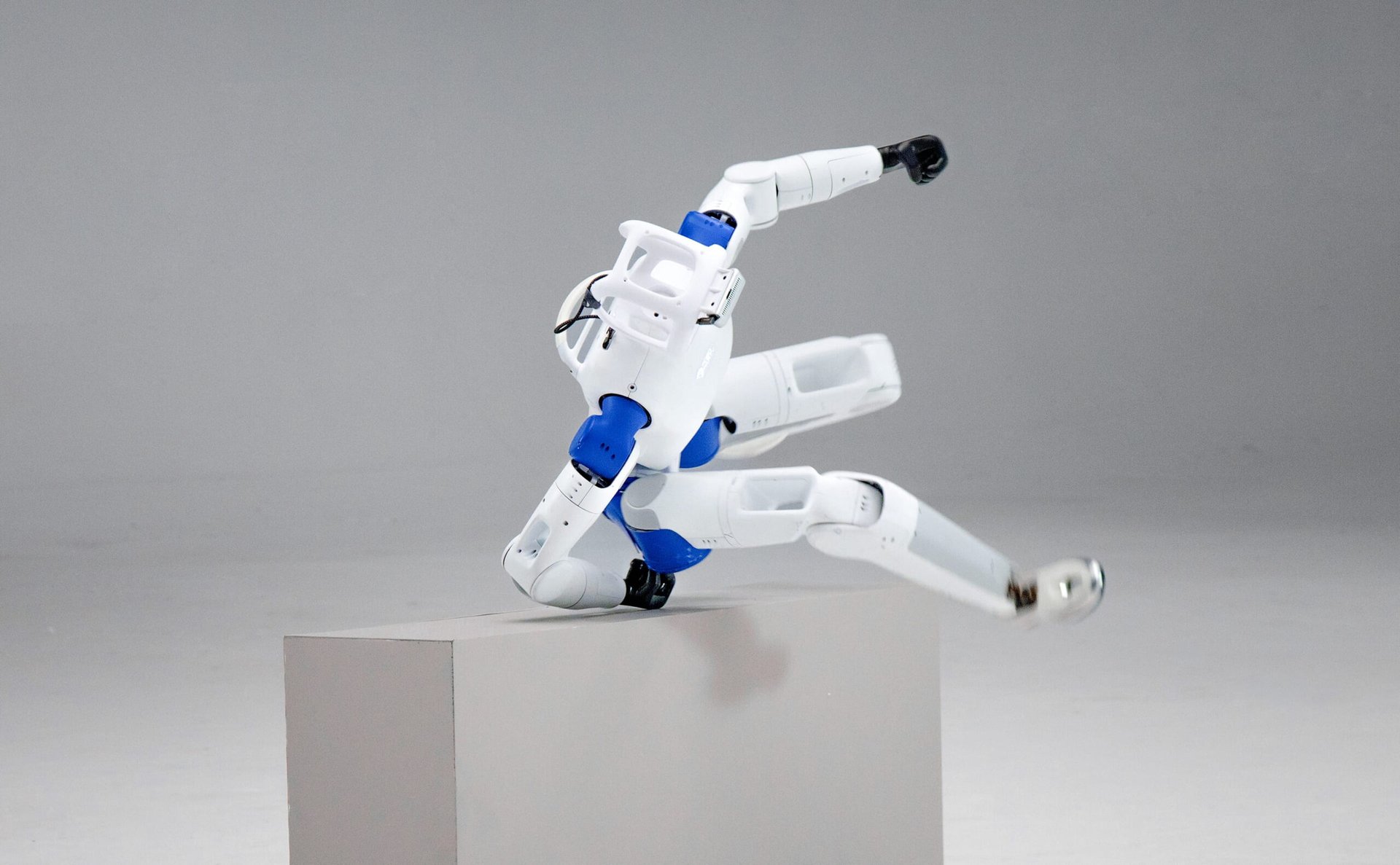 RoboParty, Açık Kaynaklı RP1 İnsansı Robotu ile Araştırmalara Yeni Bir Boyut Kazandırdı