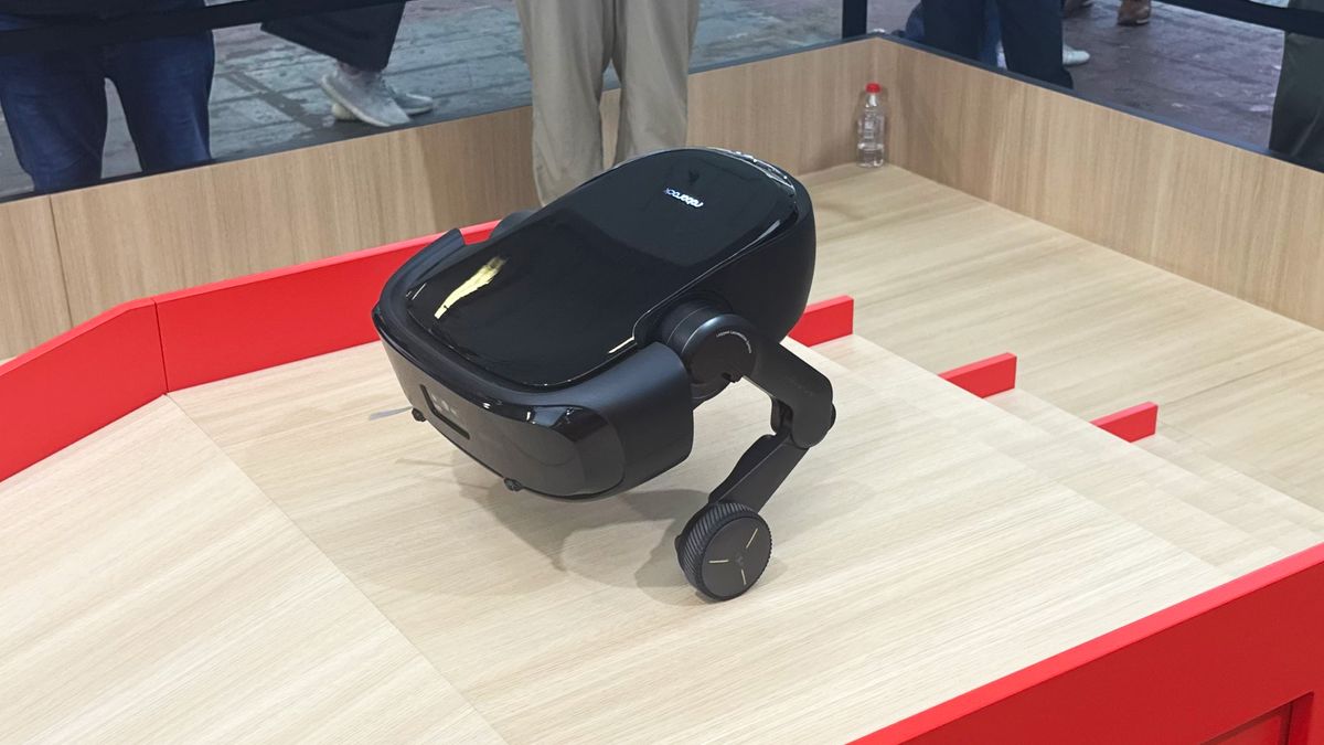 Roborock'un Merdiven Çıkan Robot Süpürgesi: Temizlikte Yeni Bir Dönem