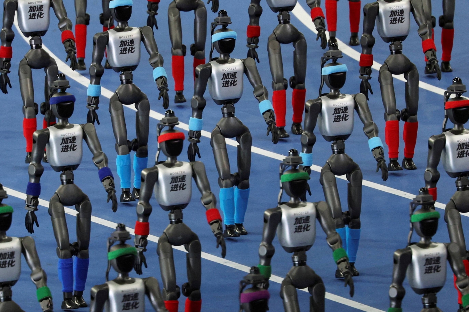 Robotlar Hızda İnsanları Geçti, Peki Kabloları Takabilirler mi?