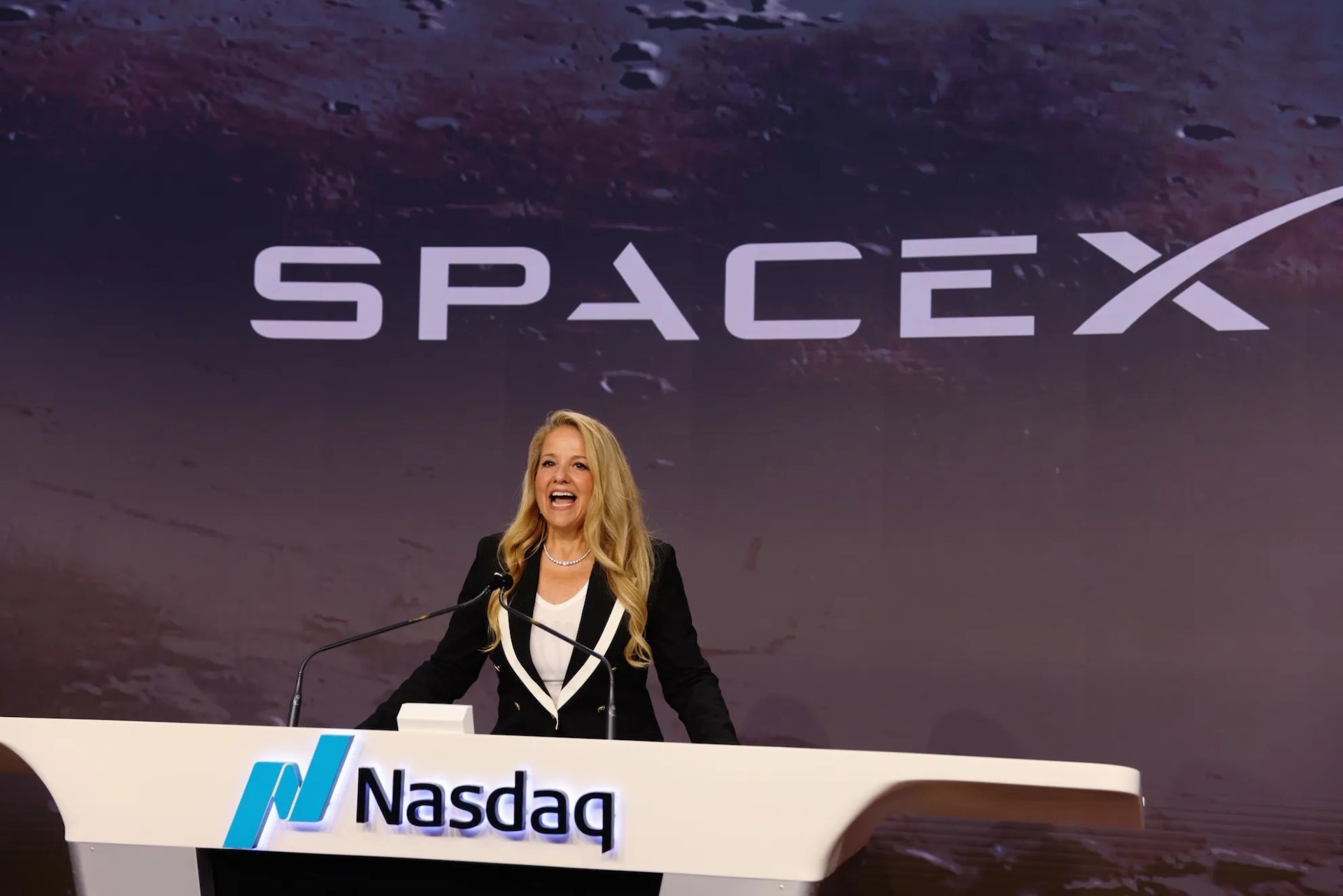 SpaceX, Starlink ve AI Anlaşmalarıyla Gelirlerini İki Katına Çıkardı