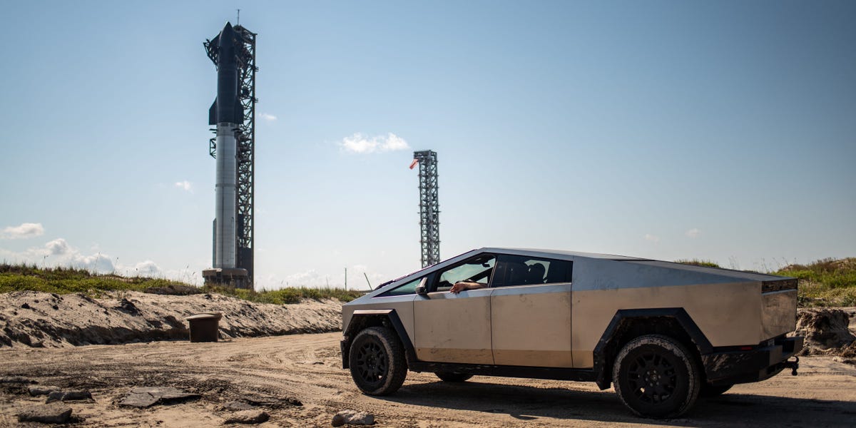 Tesla ve SpaceX Birleşmesi Yolda mı? Yatırımcılar Cevap Arıyor
