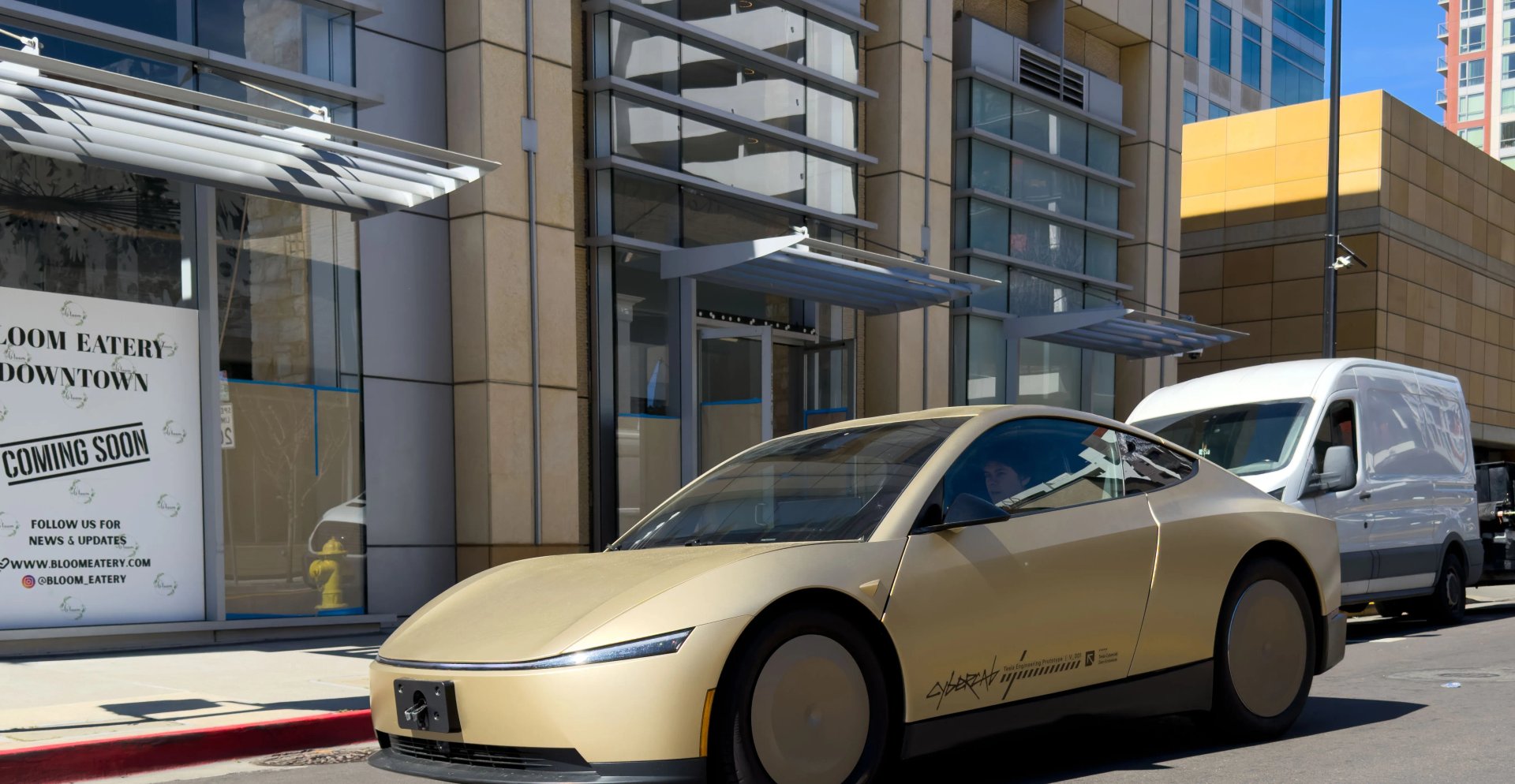 Tesla'nın Cybercab Lansmanı Beklentilerin Altında Kaldı