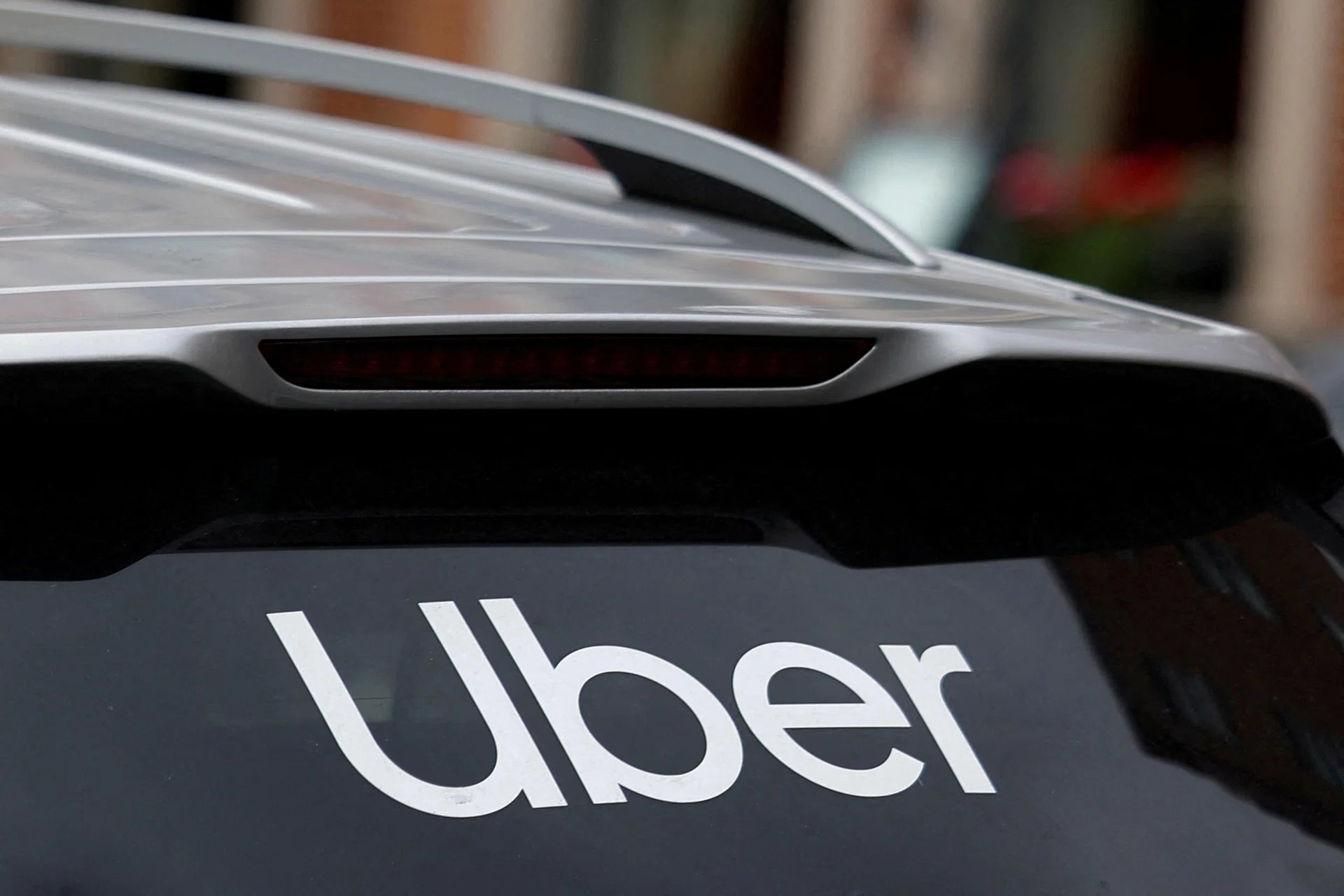 Uber, Müşteri Hizmetlerinde AI Nedeniyle İşten Çıkarma Gerçekleştirdi